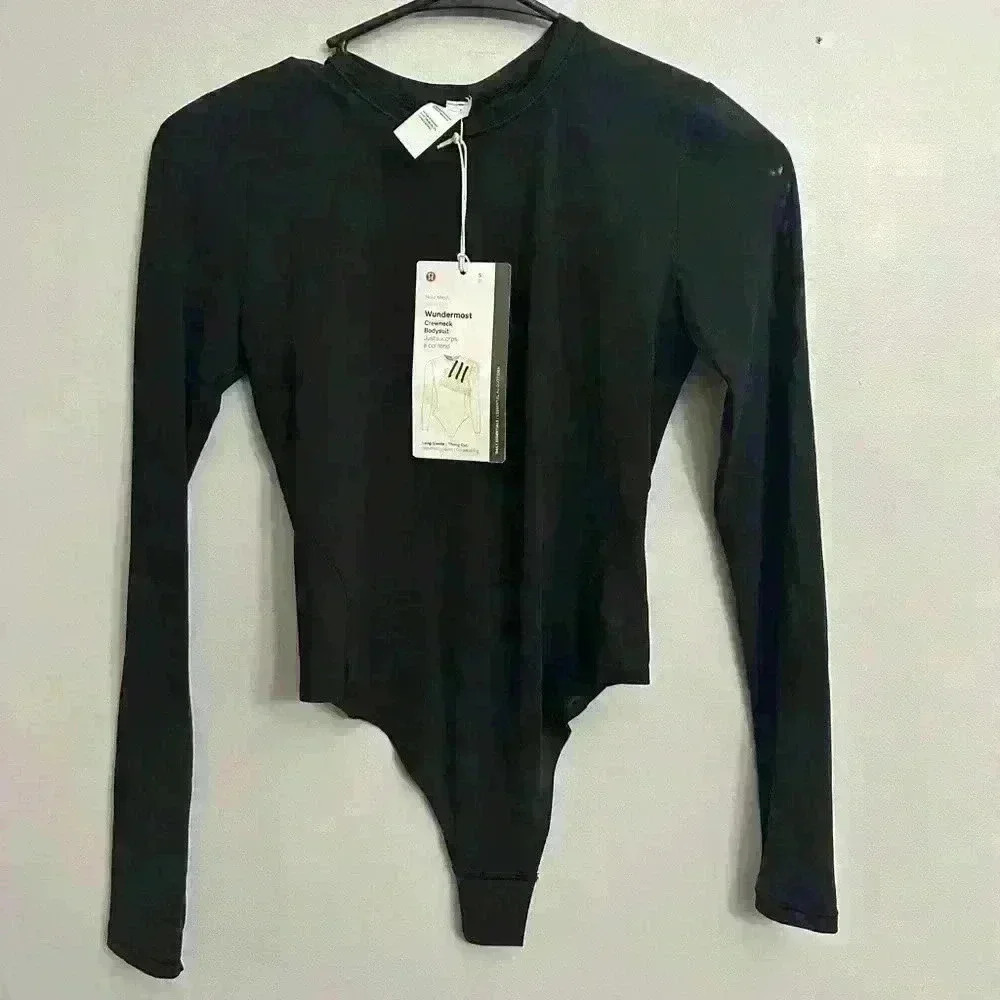 Lululemon Body Suit. Size 2 - Picture 2 of 4